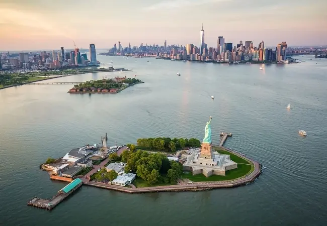 Downtown Statue Of Liberty Sightseeing Cruise